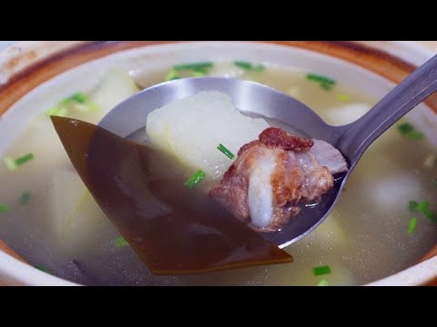 “冬瓜排骨汤”看似简单、但很多人第一步就错了、这样做会更鲜【美食强】