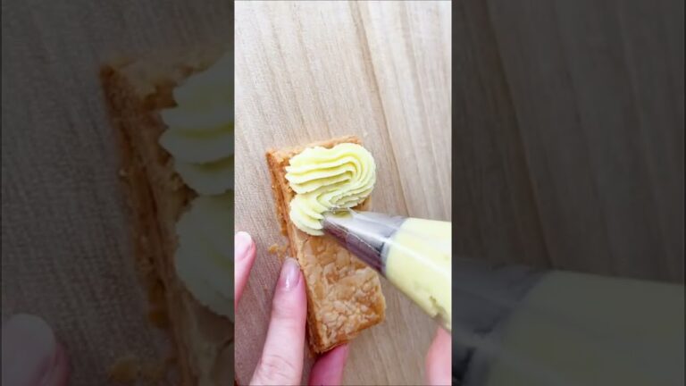 絞ってかわいく♪スイートポテトパイ