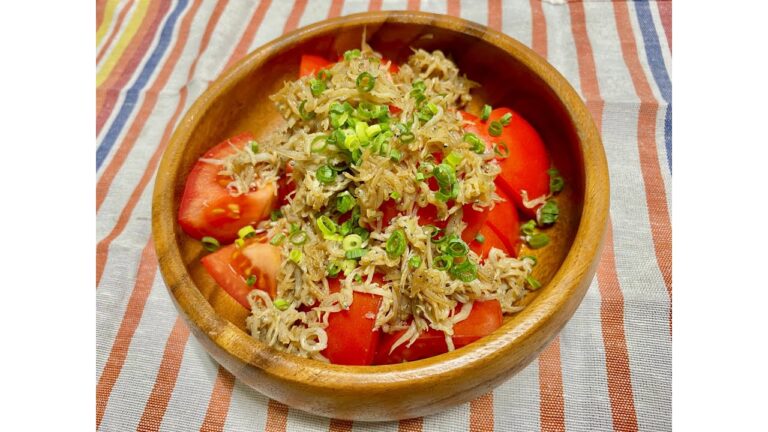 トマトとしらすのサラダ