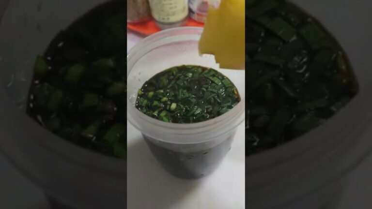 万能調味料のニラ醤油で卵かけご飯 #shorts