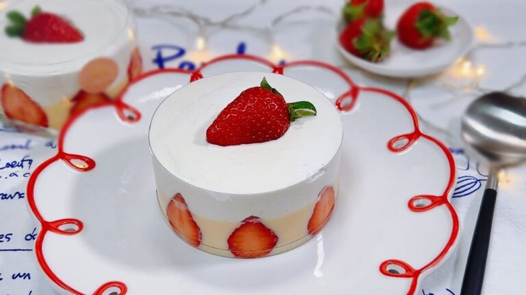 混ぜて冷やすだけで作るいちごプリン Strawberry pudding made by mixing and cooling