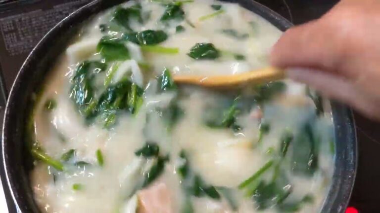 本日のお品書き、ほうれん草のクリームシチュー#cooking #japanesefoods #japan #junkuwachannel