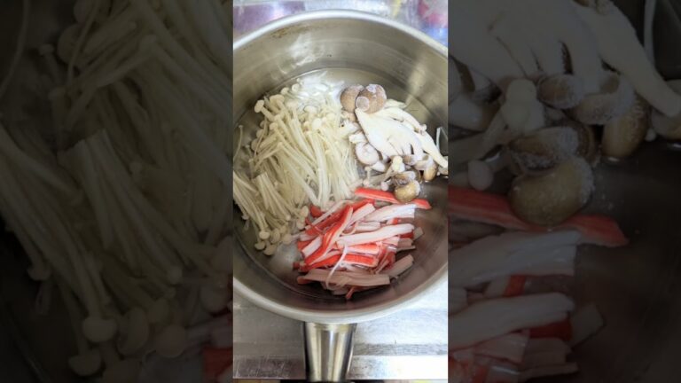 【煮るだけ】簡単おいしい😍カニカマとキノコの餡かけ豆腐🦀🍄✨#カニカマ#きのこレシピ#あんかけ