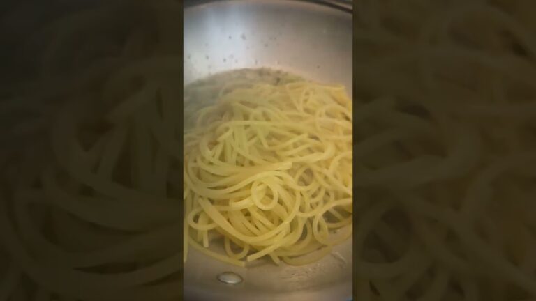 【サバのペペロンチーノ】1缶98円の激安サバ缶でも美味しいパスタが出来ちゃいます！【スパゲティ】 #レシピ #料理 #イタリアン #パスタ #酒