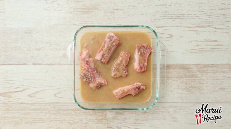 スペアリブと焼き冬野菜の甘酒照り煮【マルイレシピ】