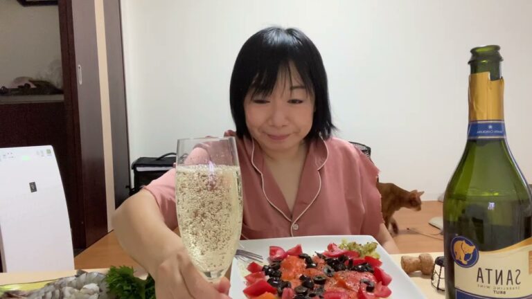 とある日の食生活🍚晩酌はフレッシュサーモンとスパークリング