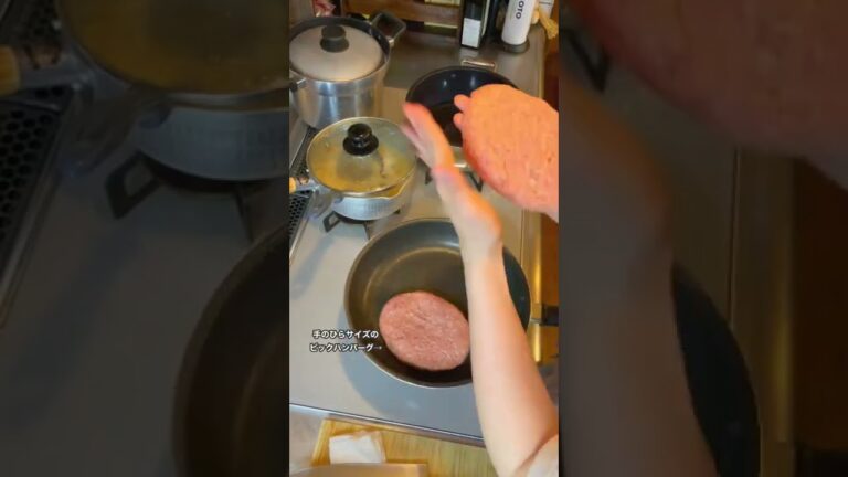 和風ハンバーグの夜ごはん😊🍚🥢#料理動画 #レシピ #おうちごはん #ハンバーグ