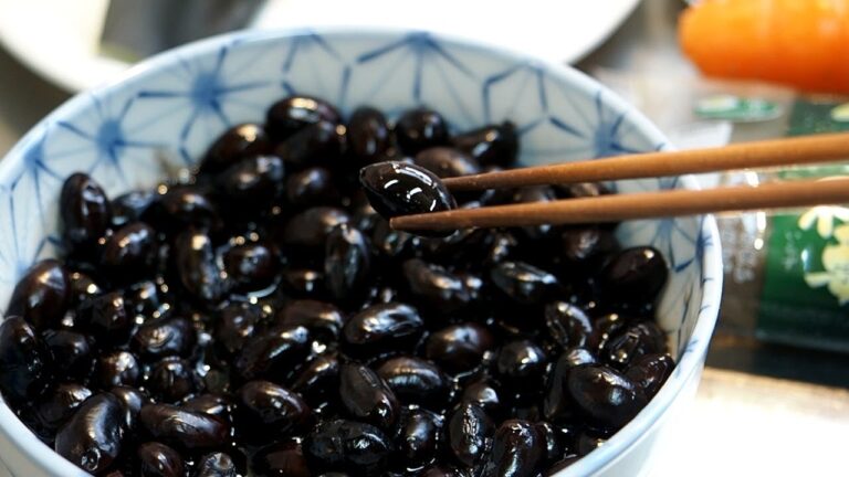 普段の【黒豆煮】と【五目豆】重曹、さび釘なし、甘さ控えめ【ビタクラフト】