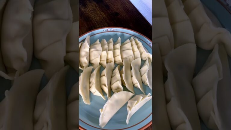 えび豆腐餃子 #簡単レシピ #料理上手になりたい #料理 #料理上手 #レシピ #料理初心者と繋がりたい #料理初心者 #料理動画 #簡単美味しい