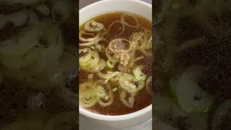 レンチン蒸し鶏から出たスープで中華スープを作ると、マジ美味しい!!