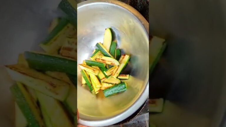 ズッキーニとベーコンの炒め物の作り方