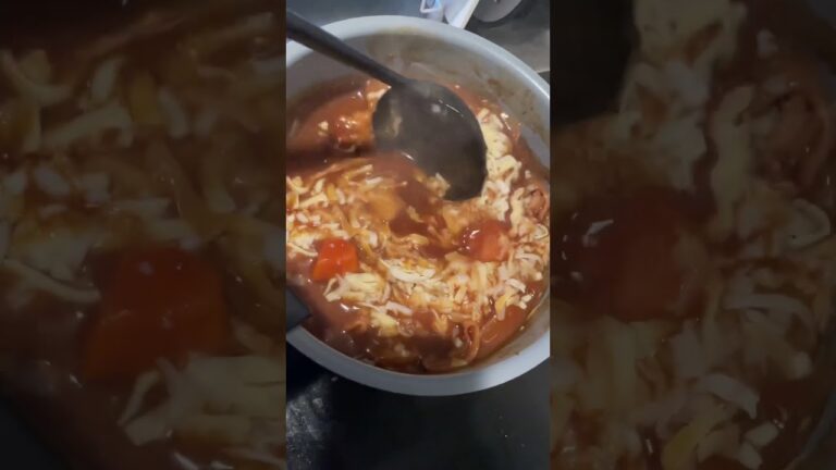 とろけるチーズカレーが濃厚すぎて幸せ感じた。さいこぅっ。