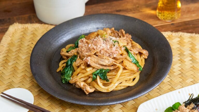 残暑に負けない♪長芋と生姜のソース焼きうどん