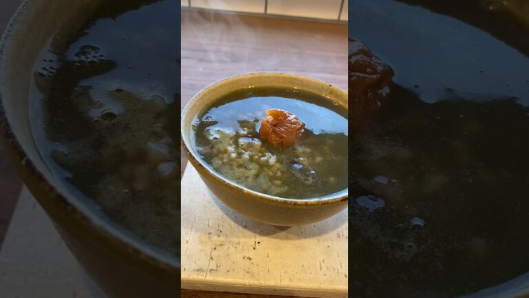 お粥で胃腸を休めようとしたら美味しくない昆布粥ができた#shorts