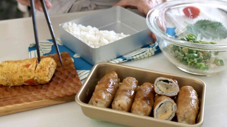 【お弁当作り】めっちゃ安くて美味しい！かさ増しえのきの大葉チーズ豚巻き弁当bento＃909