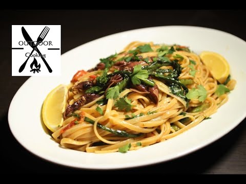 【旬パスタ】ホタルイカと春菊のパスタ