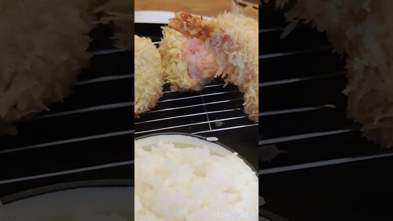 【タルタルNUMA】海老フライを思いっきりタルタルソースにぶち込もうとしたけど思ったより勢いは出なかった