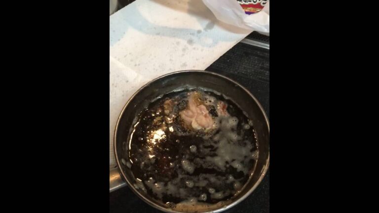 今日の晩御飯！唐揚げ、ナスとゴーヤの味噌炒め！