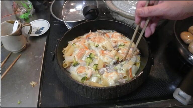 幸運な病のレシピ（ 173 ) 朝 ホワイトグラタン、鮭、鍋仕立直し、牛肉舞茸ホウレンソウオイスターソース