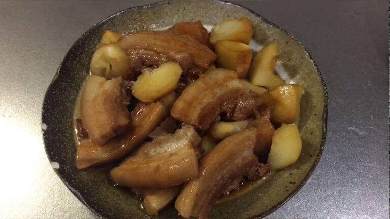 毎日ご飯❤︎豚肉ブロックとジャガイモの炒め煮