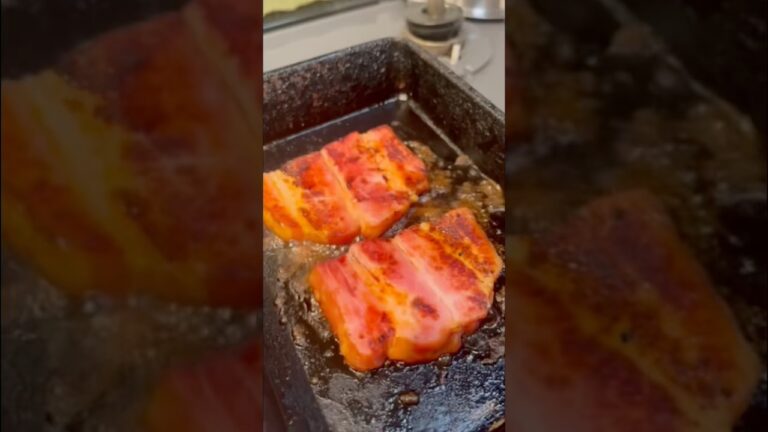 ウチのおにぎらずができるまで（make onigiri）🍙🍱【厚切りベーコン】【アスパラエッグ】【チーズ入り】 #おにぎらず #おにぎり #onigiri #Shorts