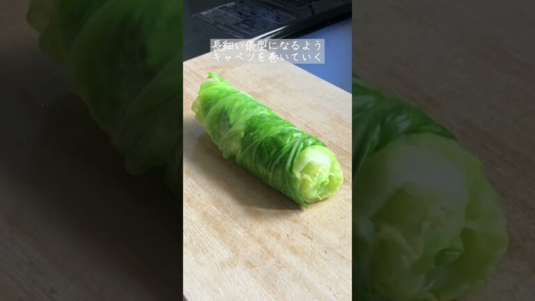 一気に巻いて切るだけなので簡単！ 粒マスタードソースでご飯が進む🍚🐷🍴 #YouTubeshorts #shorts #video #どんぶりレシピ #レシピ動画 #キャベツの肉巻き ⁡ ⁡
