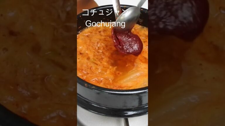 簡単すぎる「ツナ缶キムチチゲ」は激うま (レシピは説明欄)  #shorts