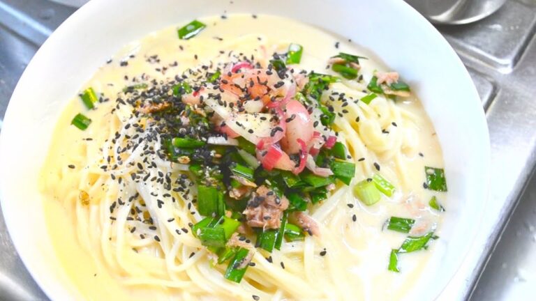 冷たいそうめんの食べ方：豆乳韮そうめん　　How to make fine noodle with soy milk and leek