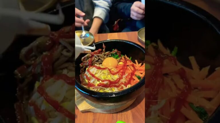もっと辛くしてください😋😛石焼ビビンパ 韓国料理 モッパン
