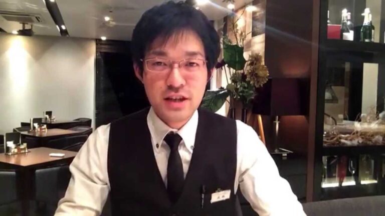 魚介がごろっと入ったトマトクリームパスタ