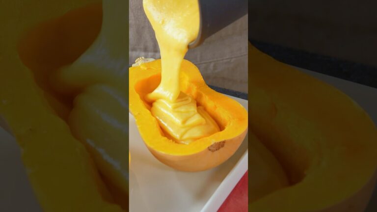 Kürbis-Crème-Brûlée – Herbstdessert im Butternut-Kürbis 🎃✨🔥 #shorts