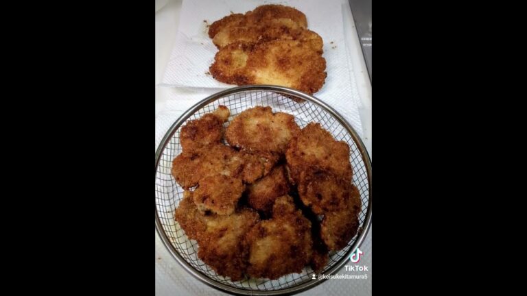 自宅飯 料理記録。とんかつ・イカと大根の煮物・山形風玉こんにゃく。#料理 #料理記録 #おうちごはん #とんかつ #仙台