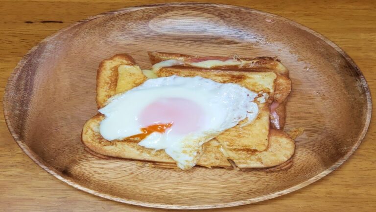 元サラリーマンが出勤前に作る朝ごはん【クロックムッシュ目玉焼き乗せ】正確に言うと『今朝の簡単・美味しいホットサンド』クロックマダムホットサンドの作り方【あさごはんチャンネル】