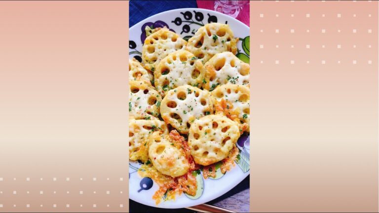 手軽なおつまみ【カレーれんこんチーズ焼き】Curry flavored lotus root grilled with cheese.