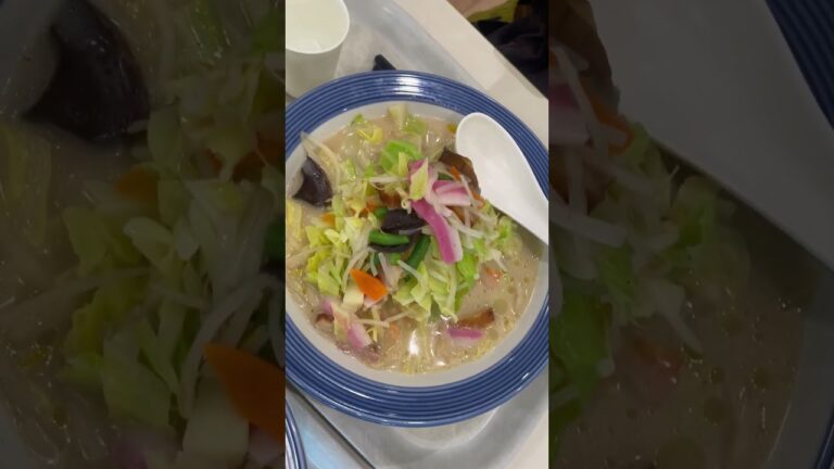 長崎ちゃんぽん リンガーハット　野菜たっぷりちゃんぽん 麺少なめ 840円　#shorts