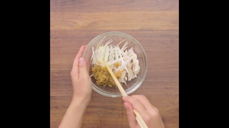 さっと簡単もう一品！ さっぱり ささみと白ねぎのラー油和え #cooking  #簡単レシピ #おつまみ