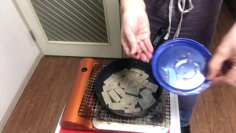 キノケイコ 【こんにゃくとしめじのピリ辛炒め】 簡単レシピ動画で紹介