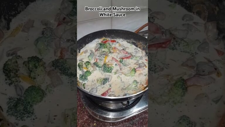 Broccoli and Mushroom In White Sauce #healthy #recipe #shorts #yedilmaangemore