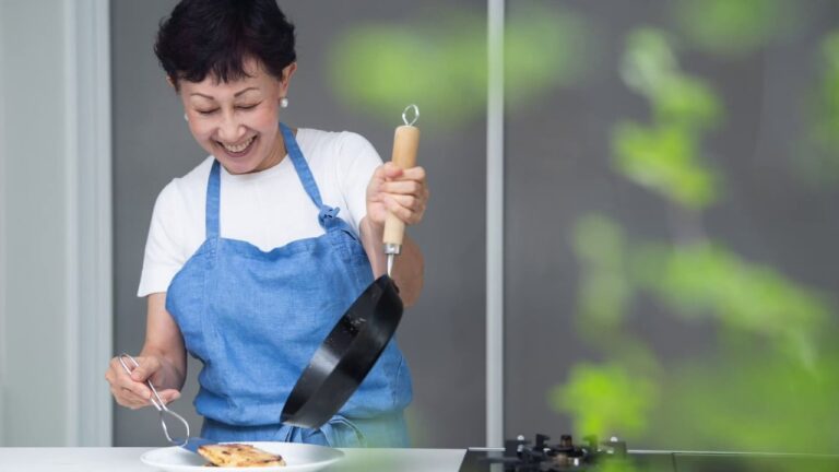 焦げ ＆ 生焼け の失敗なし！ ふっくら黄金色 「  魚のムニエル  」 かじきまぐろ 編　 松田美智子 の サカナ が食べたい！#2｜ kufura  [  クフラ  ]