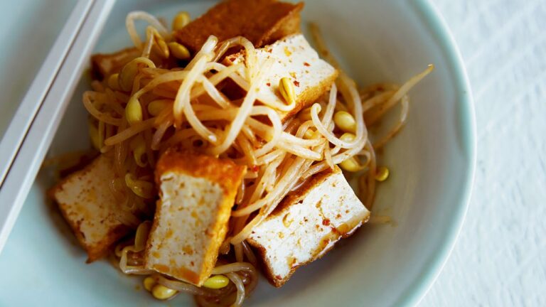 厚揚げと豆もやしのピリ辛ナムル