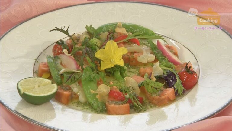 『サーモンステーキ　ニンニクと香草バター　へべす添え』　おうちで簡単プロの味！「てげ旨クッキング」