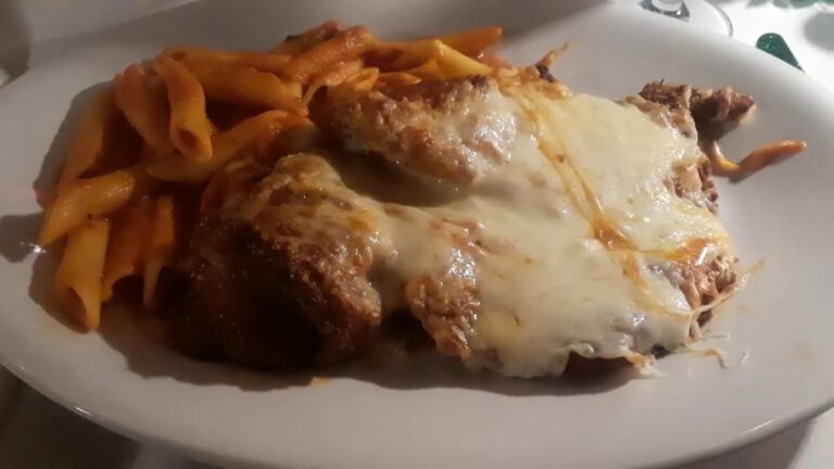 Dinner @Fiorentina Steakhouse #chickenparmesan #chickenmarsala #dinner #foodlover #chicken #food
