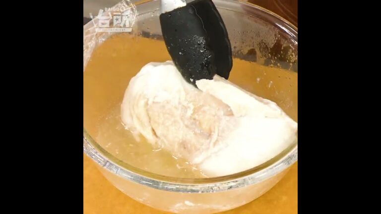 【DAIGOも台所】レンジでしっとり鶏塩チャーシュー｜味がしっかり染みている◎