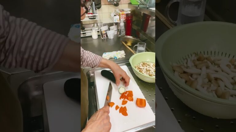 ばあちゃんの秋茄子🍆の味噌汁