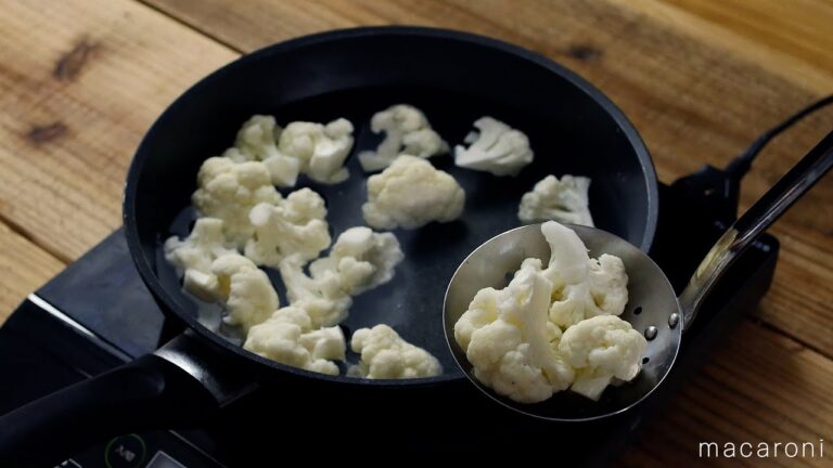 【カリフラワーのゆで方】ホクホク食感！いろんな料理に♪｜macaroni（マカロニ）