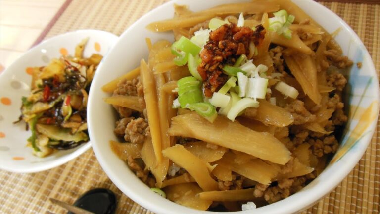 【あっさりしててゴボウのうまみが効いてる】豚ゴボ丼【Pig burdock bowl】