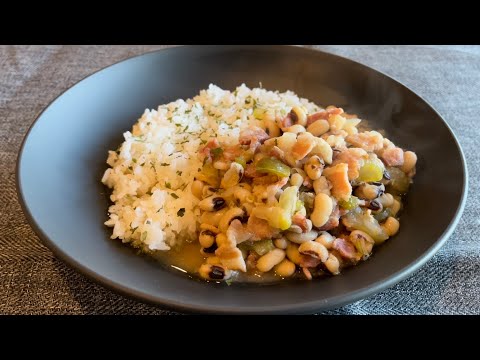 【STAUB】見た目地味すぎるけど劇的に美味しい　アメリカ南部ケイジャン料理　Black Eyed Peas with Bacon