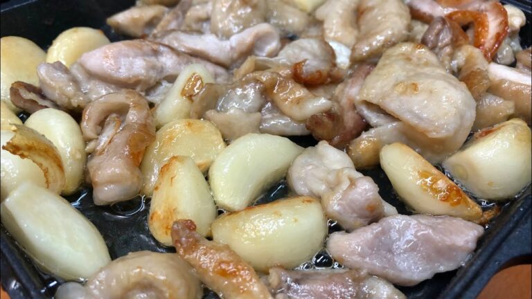 この世の終わりみたいなトリカワニンニクをキメて鶏油を精製するだけの動画