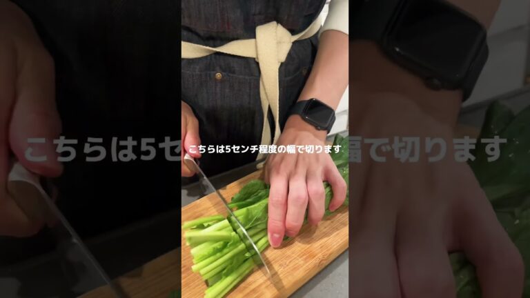 鮭と小松菜のクリームパスタな晩ごはん。#男子ご飯 #料理男子 #料理勉強中 #おうちごはん #クッキングラム #自炊男子 #よるごはん日記 #暮らしを楽しむ