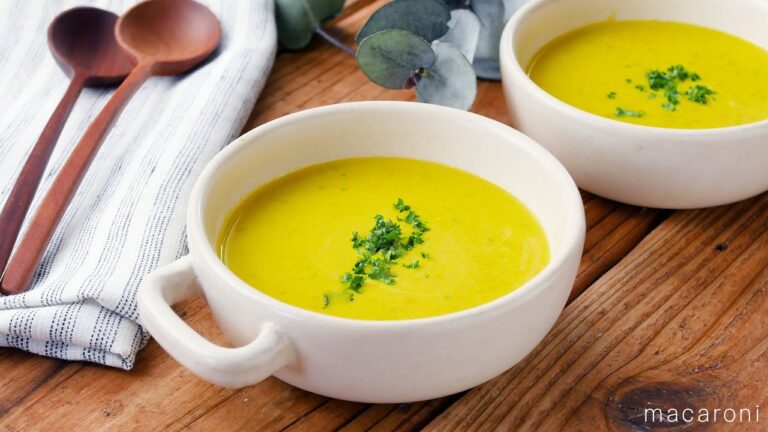 【レンジで簡単かぼちゃポタージュ】ミキサーも鍋も使わない！レンジで完成♪火を使わないので暑い時期にもおすすめ｜macaroni（マカロニ）